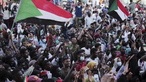 تعداد کشته های تظاهرات امروز سودان به 10 تن افزایش یافت